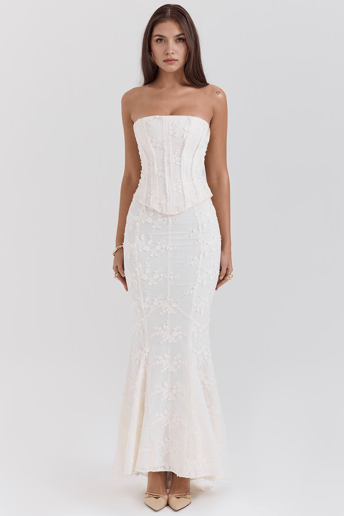 Wanda | Embroidered Dress