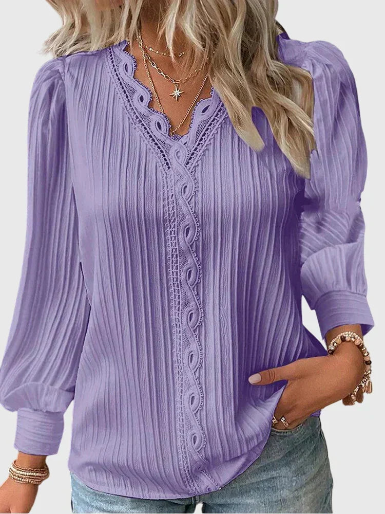 Bertie | Puff-Sleeve V-Neck Blouse Lilac, studio photo