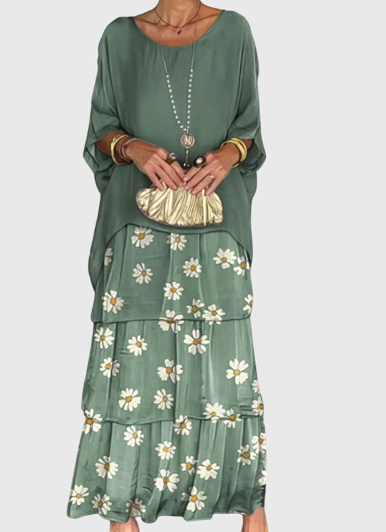 Elegant Flowy Maxi Dress