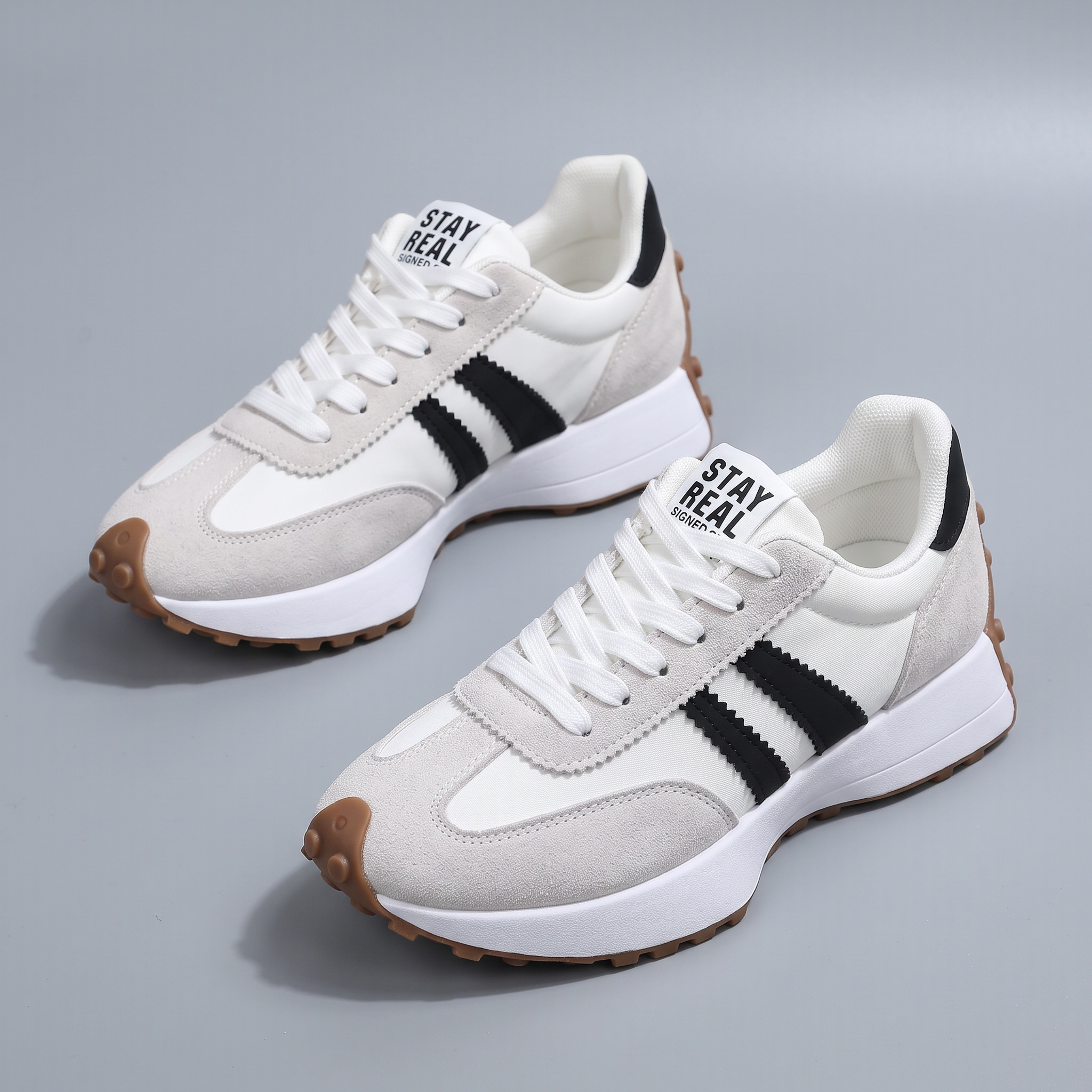 Avery | Comfort Trainers with a Padded Collar White, photo studio