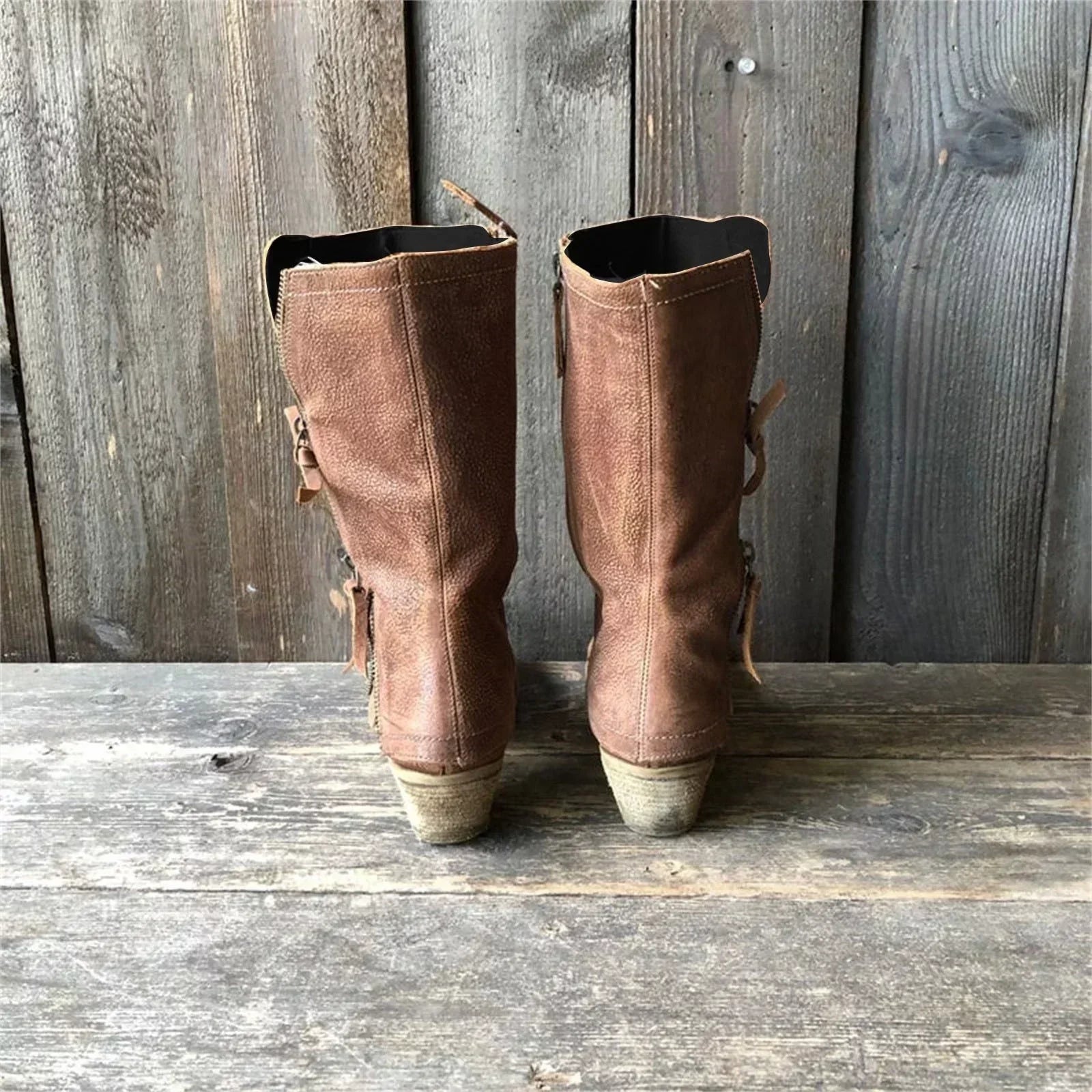 Giana Cowgirl Boots Brown, photo studio