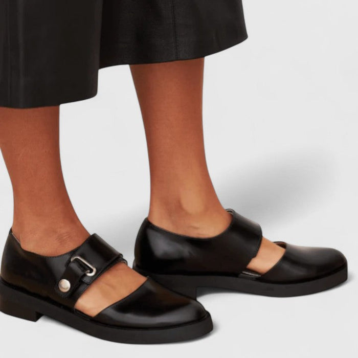 Orthopaedic Mary Jane Shoes in Black Leather, Buckle