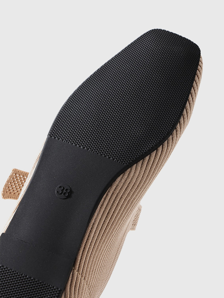 Fiona Mary-Jane Flats Black, photo studio