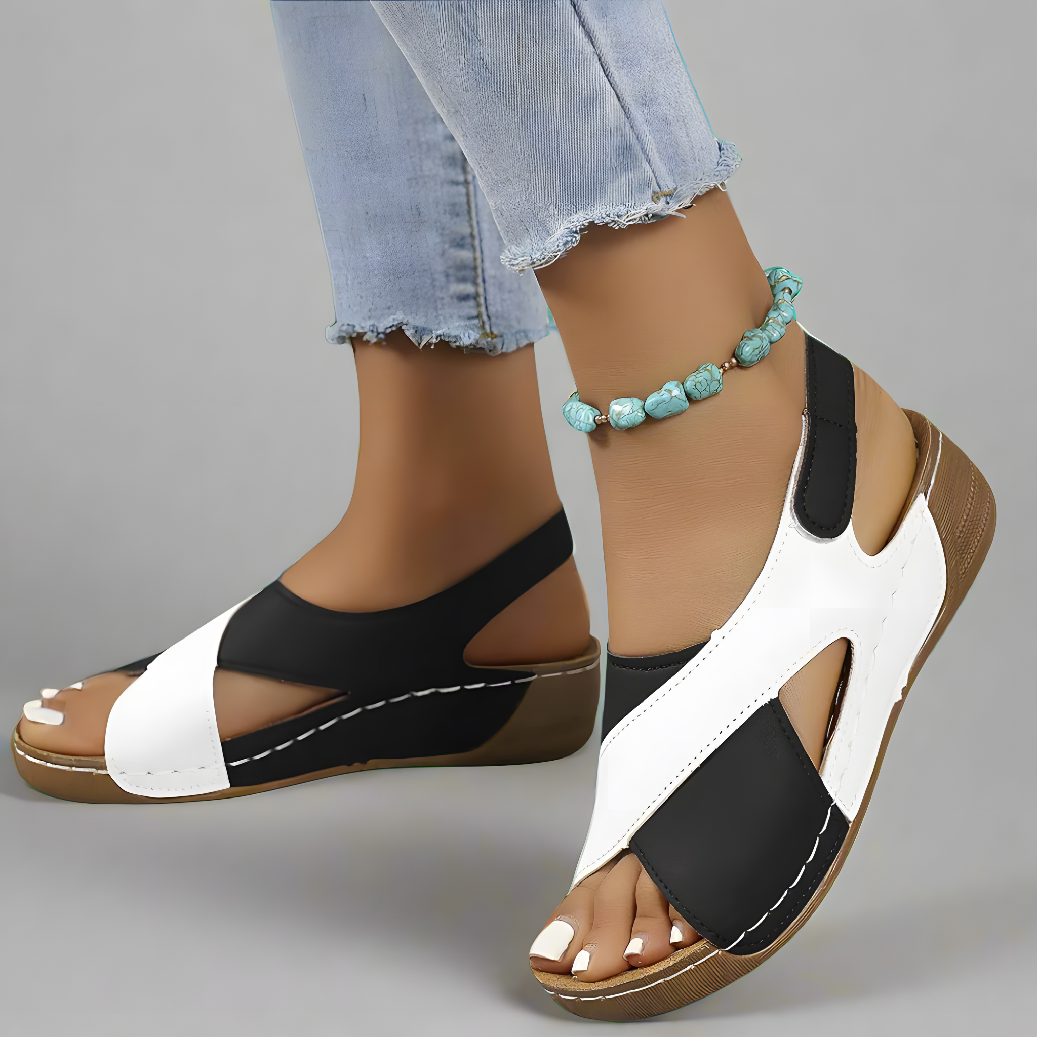 Audrey | Women's Colourblock Orthopaedic Sandals Black, photo studio