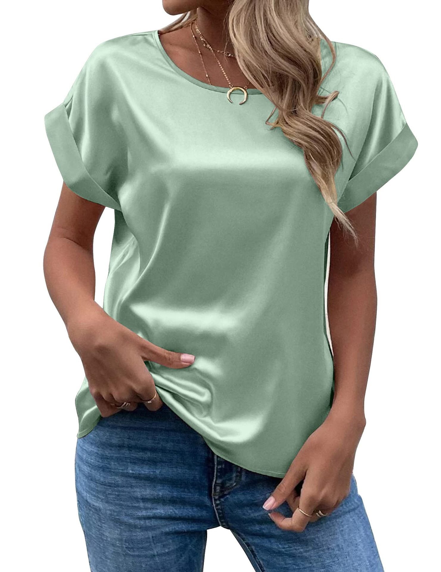 Mireille | Classic On-Trend Blouse Green, studio photo