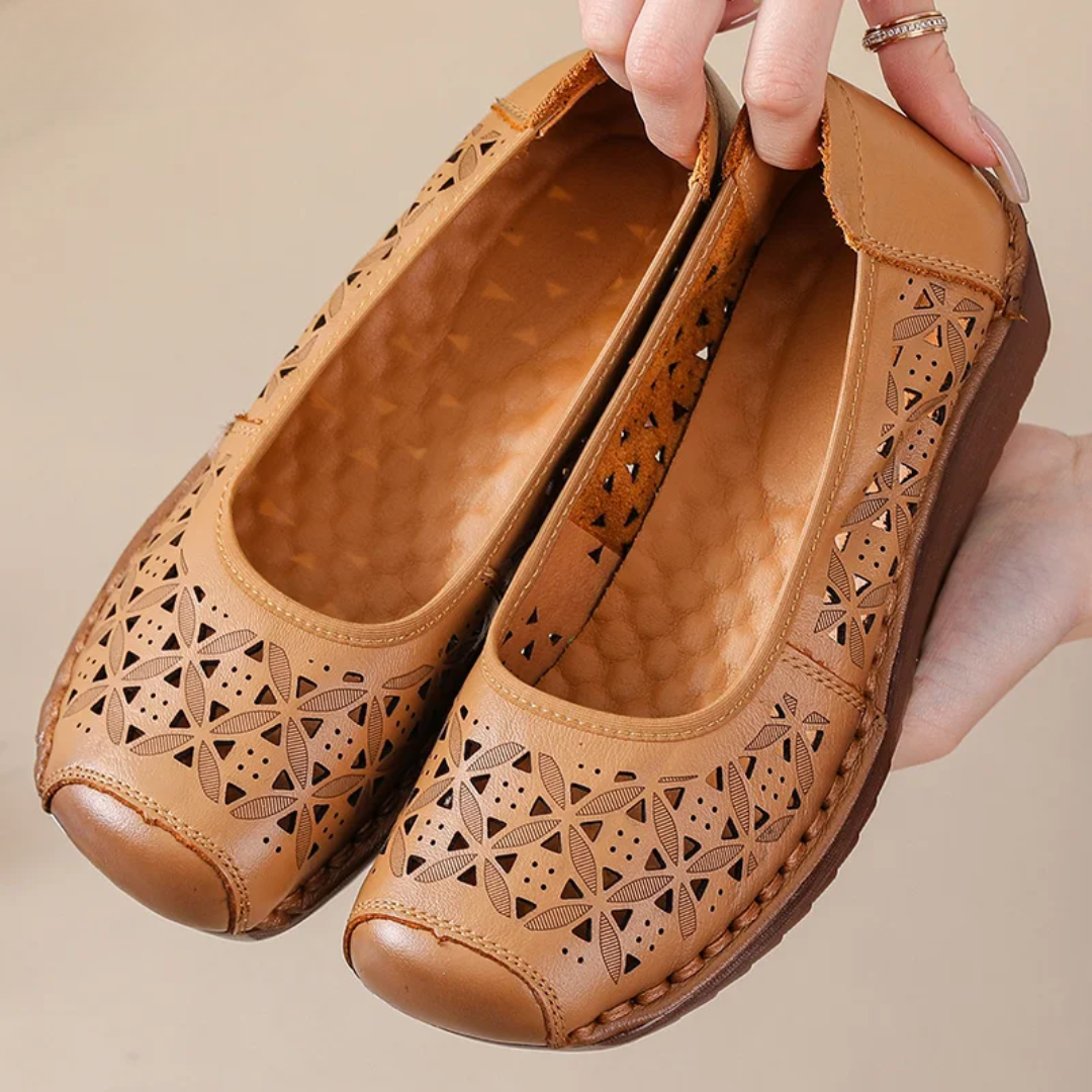 Mariel Orthopedic Walking Shoes Brown, photo studio