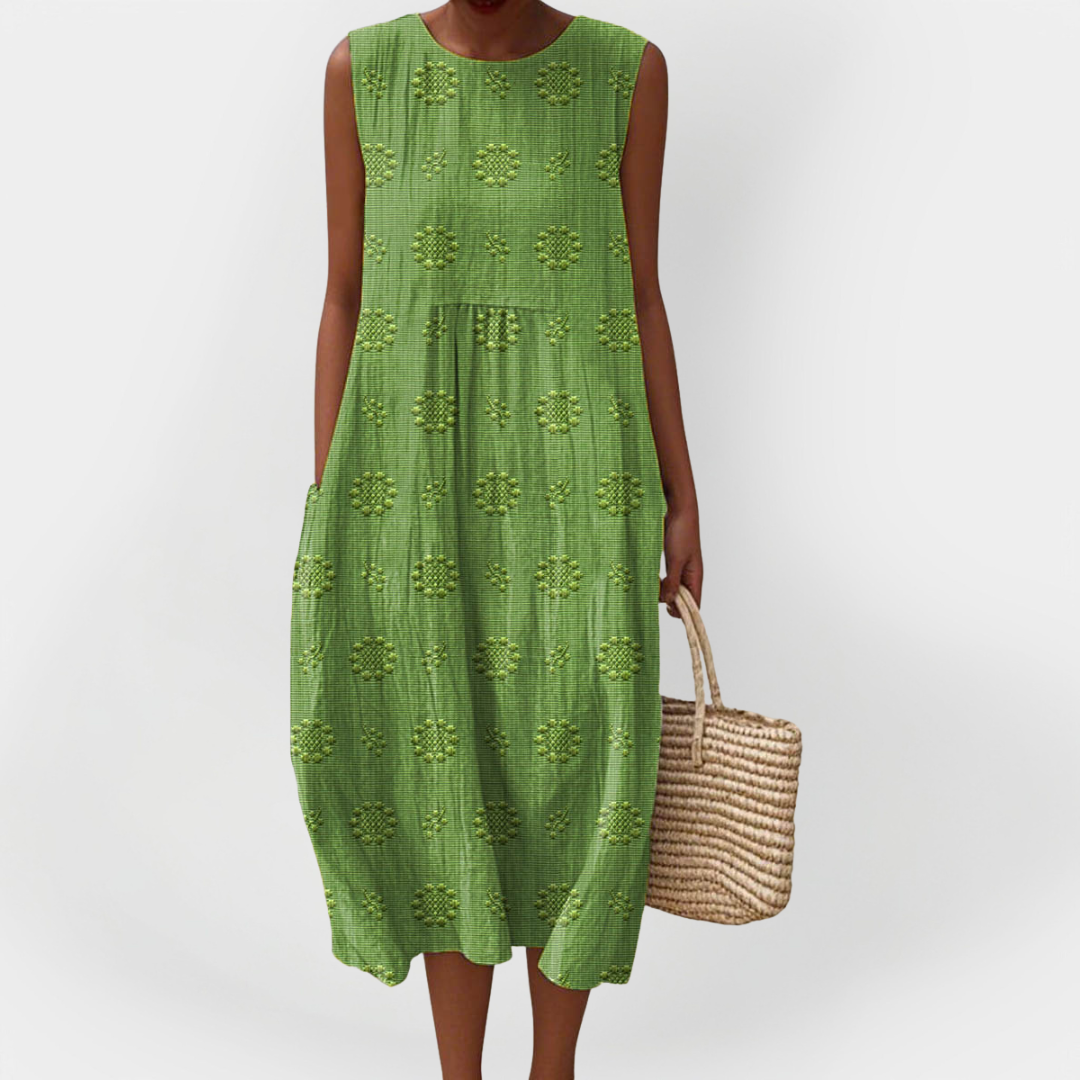 Elegant Sleeveless Cotton Dress with Pockets Green, photo studio