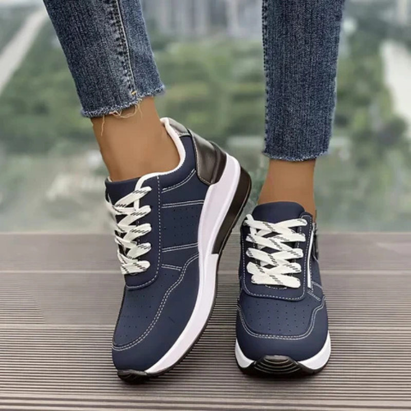 Emerie Orthopedic Sneakers Black, photo studio