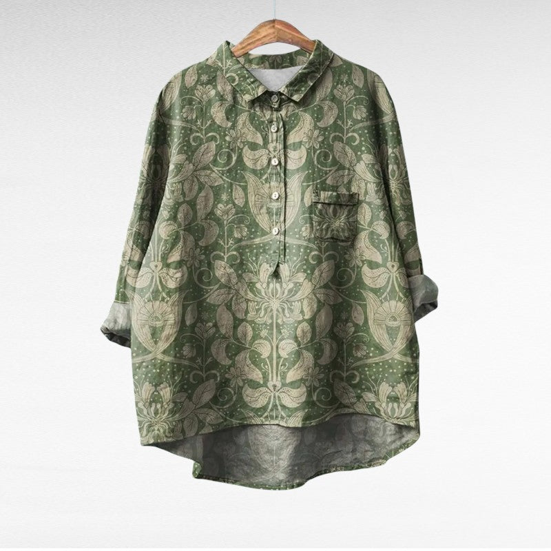 Elegant Summer Blouse in Dark Millefiori Print 3, photo studio