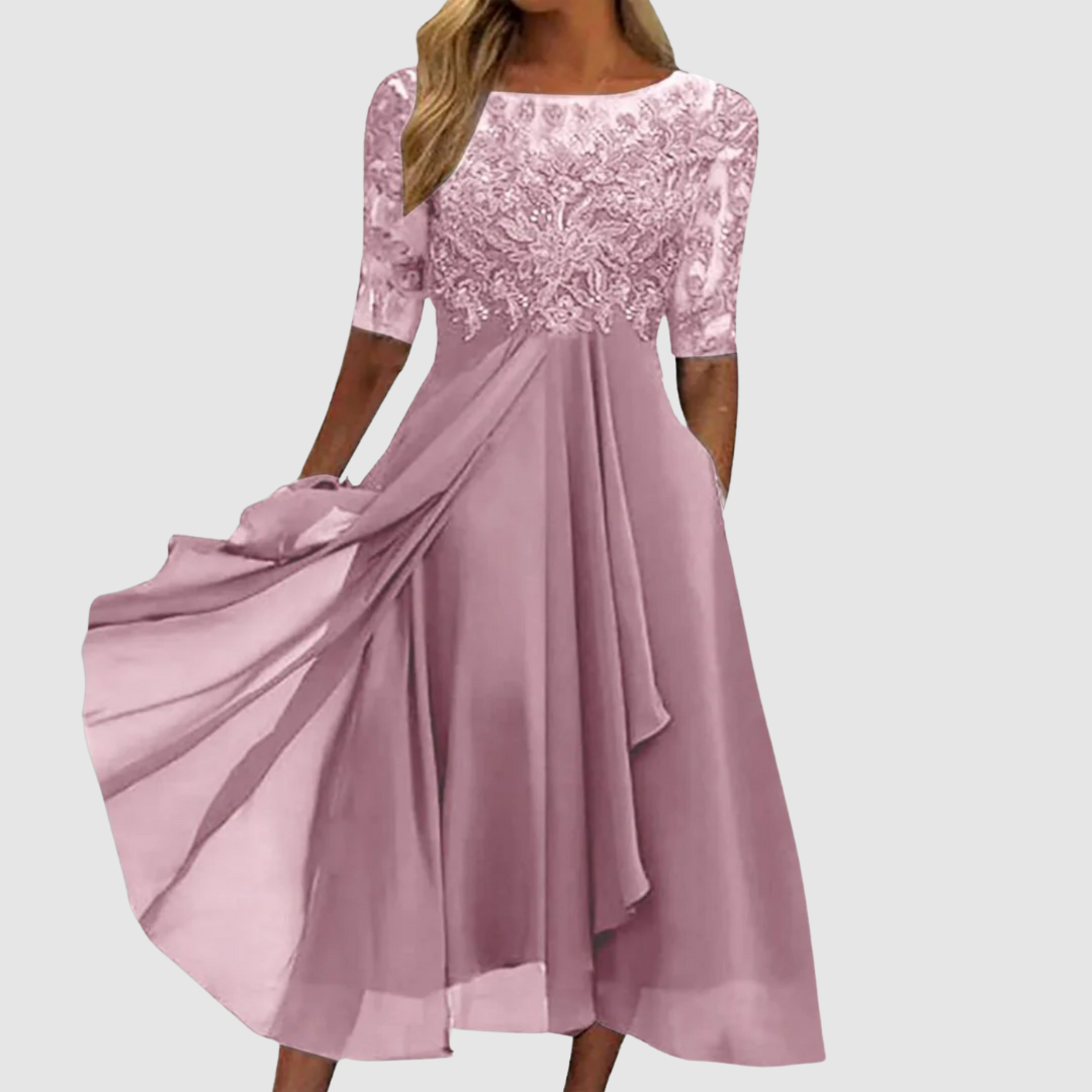 Leonora | Elegant Lace Dress Pink, photo studio