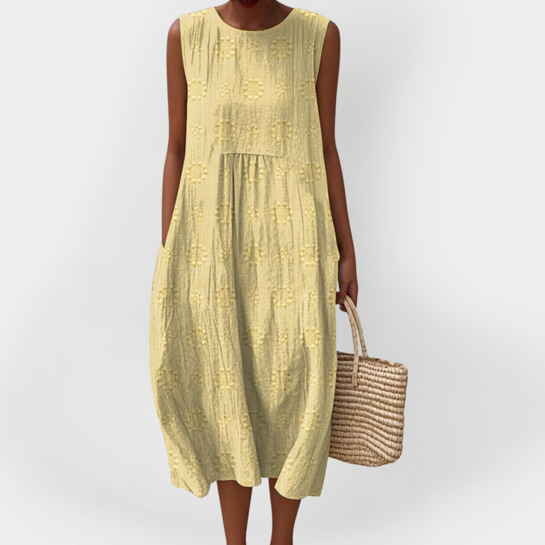 Elegant Sleeveless Cotton Dress with Pockets Light Yellow, photo studio