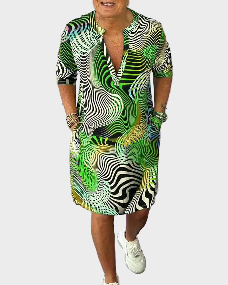 Mary | Colourful V-Neck Dress Green, photo studio