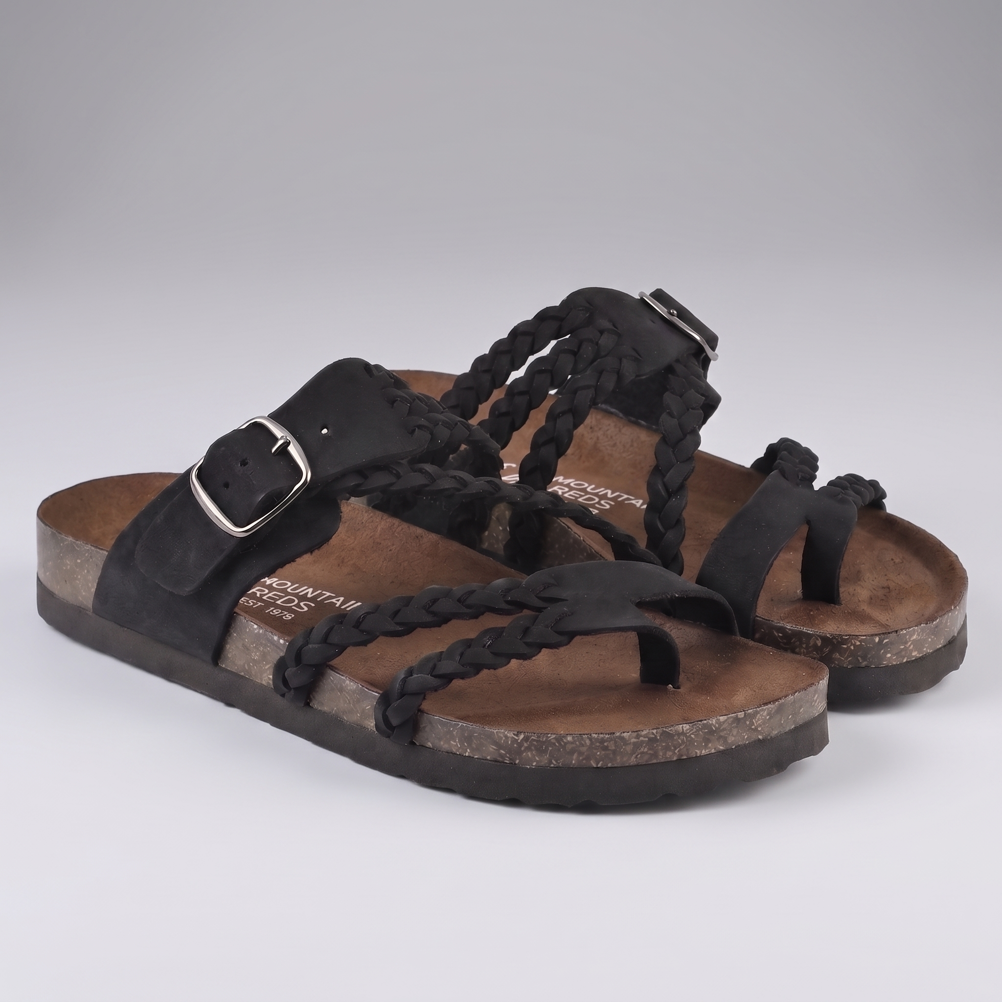 Marlborough | Braided Toe-Loop Sandals Black, photo studio