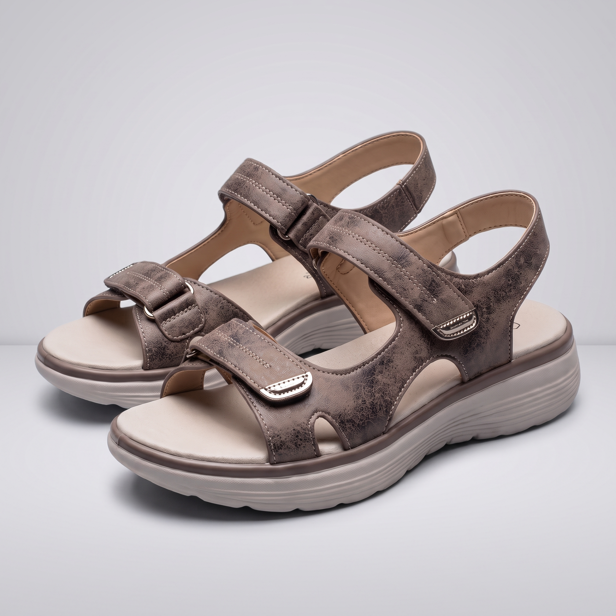 Lydia | Comfort Sandals with Woven Straps Brown, photo studio