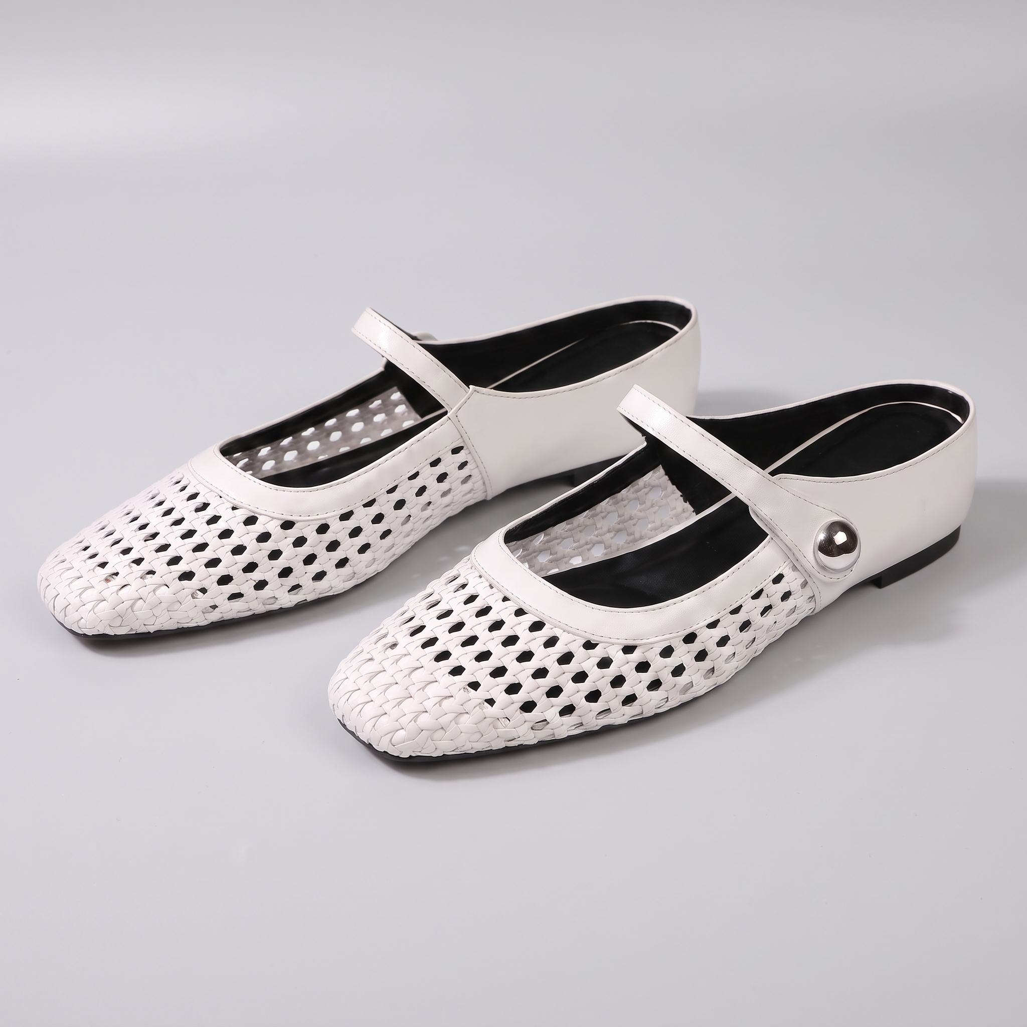 Kirkstone | Woven Mules with a Button Strap White, photo studio