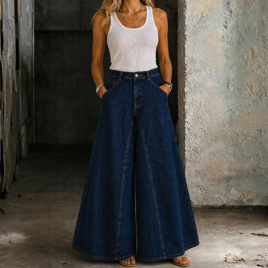 Relaxed High-Waist Jeans