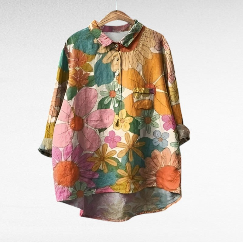 Elegant Summer Blouse in Navy Cornflower Print 6, photo studio