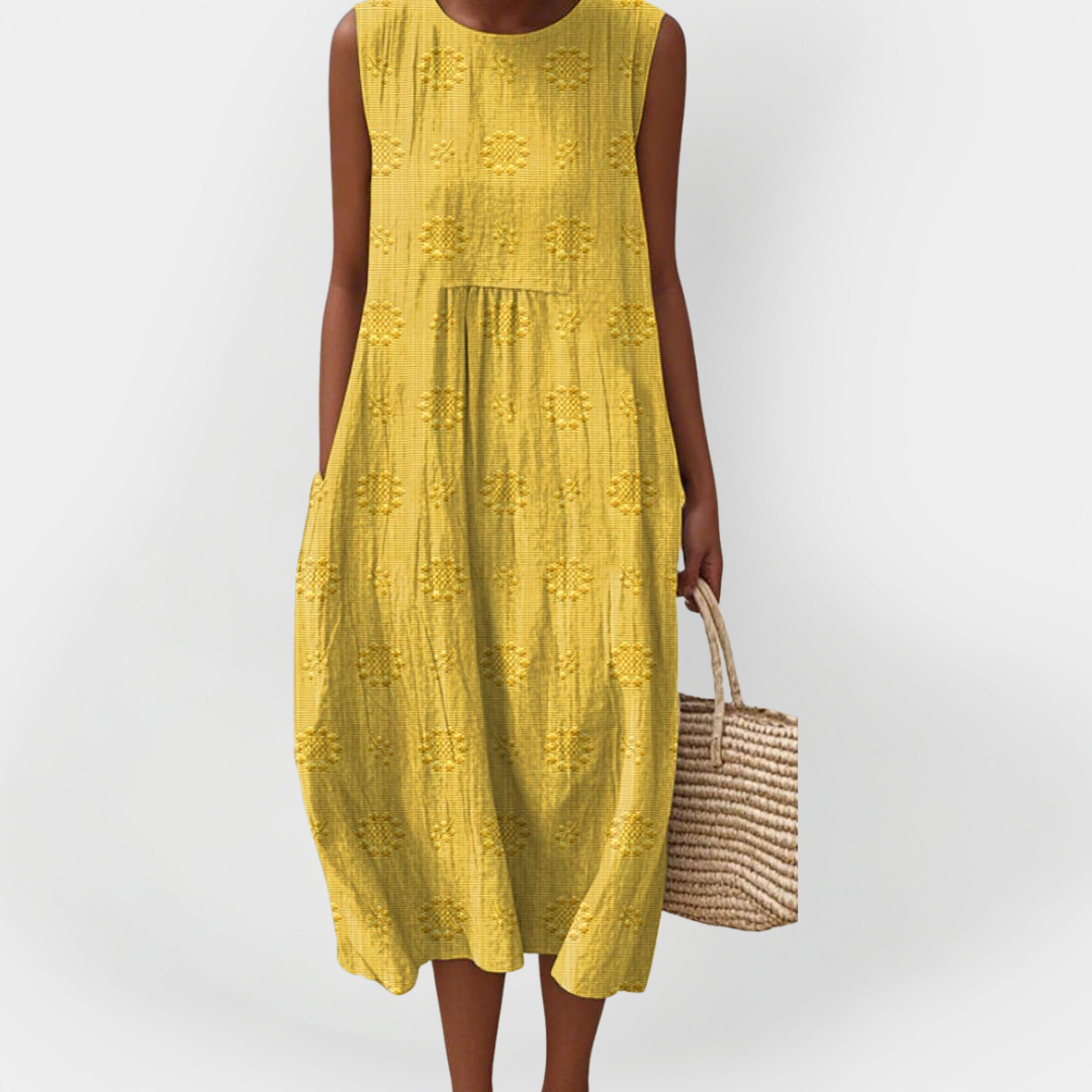 Elegant Sleeveless Cotton Dress with Pockets Yellow, photo studio