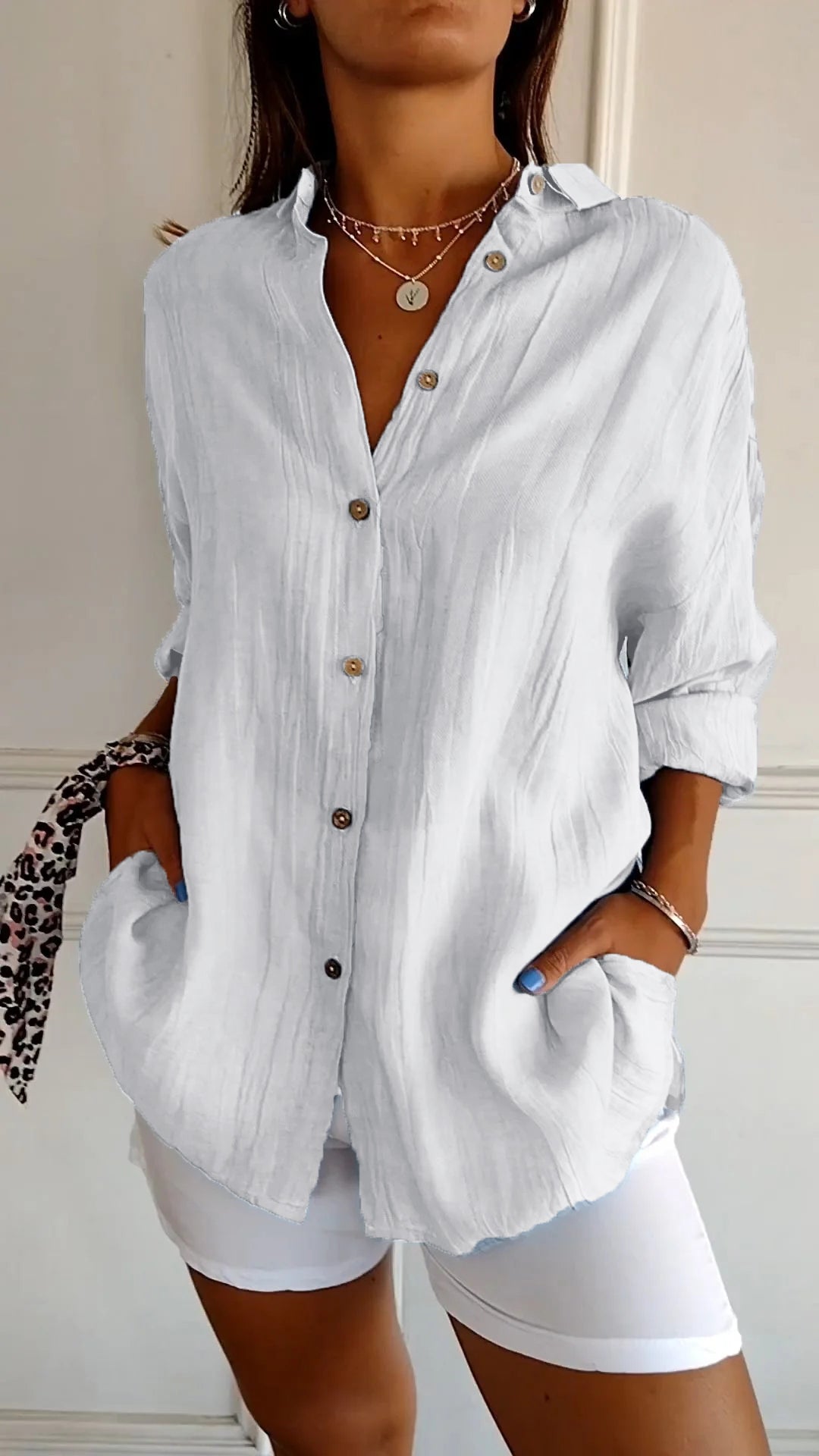 Tamsin | Elegant Oversized Blouse White, studio photo