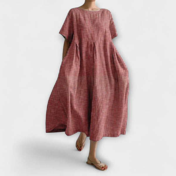 Dorinda | Simple Oversized Dress with Pockets Red, studio photo