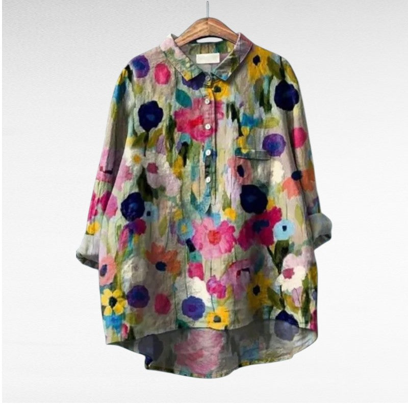 Elegant Summer Blouse in Pink Cut-Paper Floral Print 11, photo studio