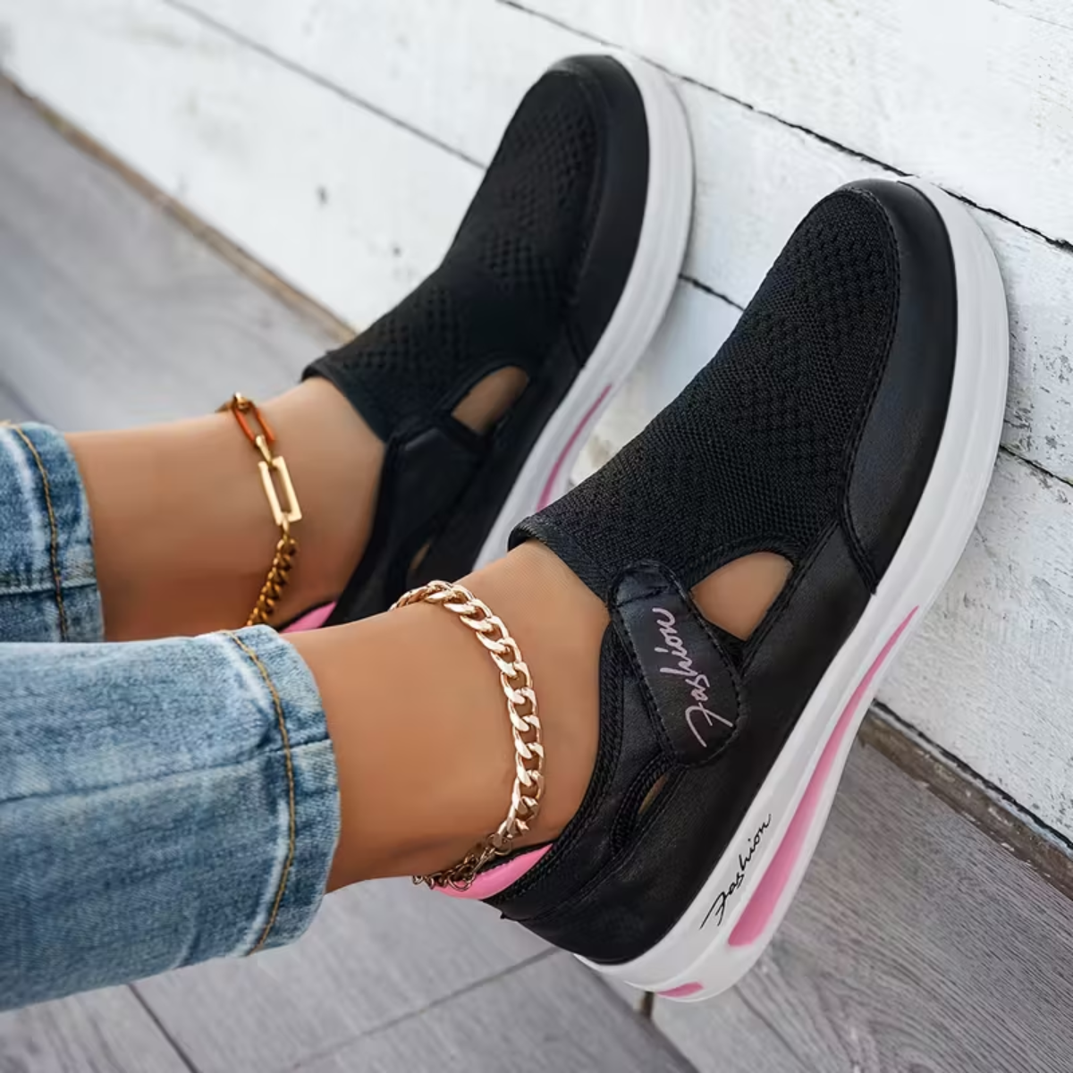 Allison Orthopedic Sneakers Black, photo studio
