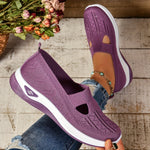 Carry | Knit Slip-On Shoes with a Cut-Out Front