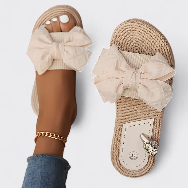 Lara | Women's Bow Sandals Apricot, photo studio