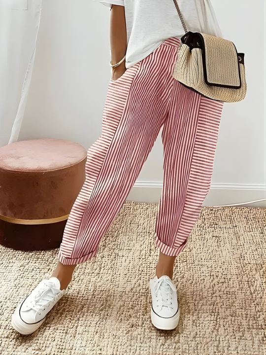 Dahlia Relaxed Fit Trousers Red, photo studio