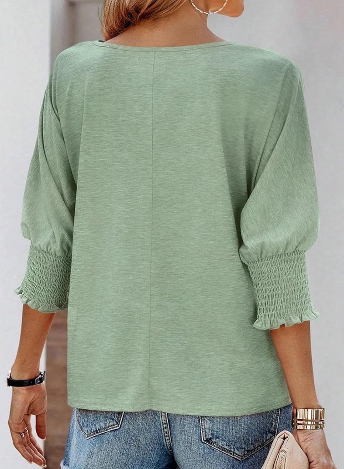 Fay | Round-Neck Blouse with Pleated Sleeves Grass Green, photo studio