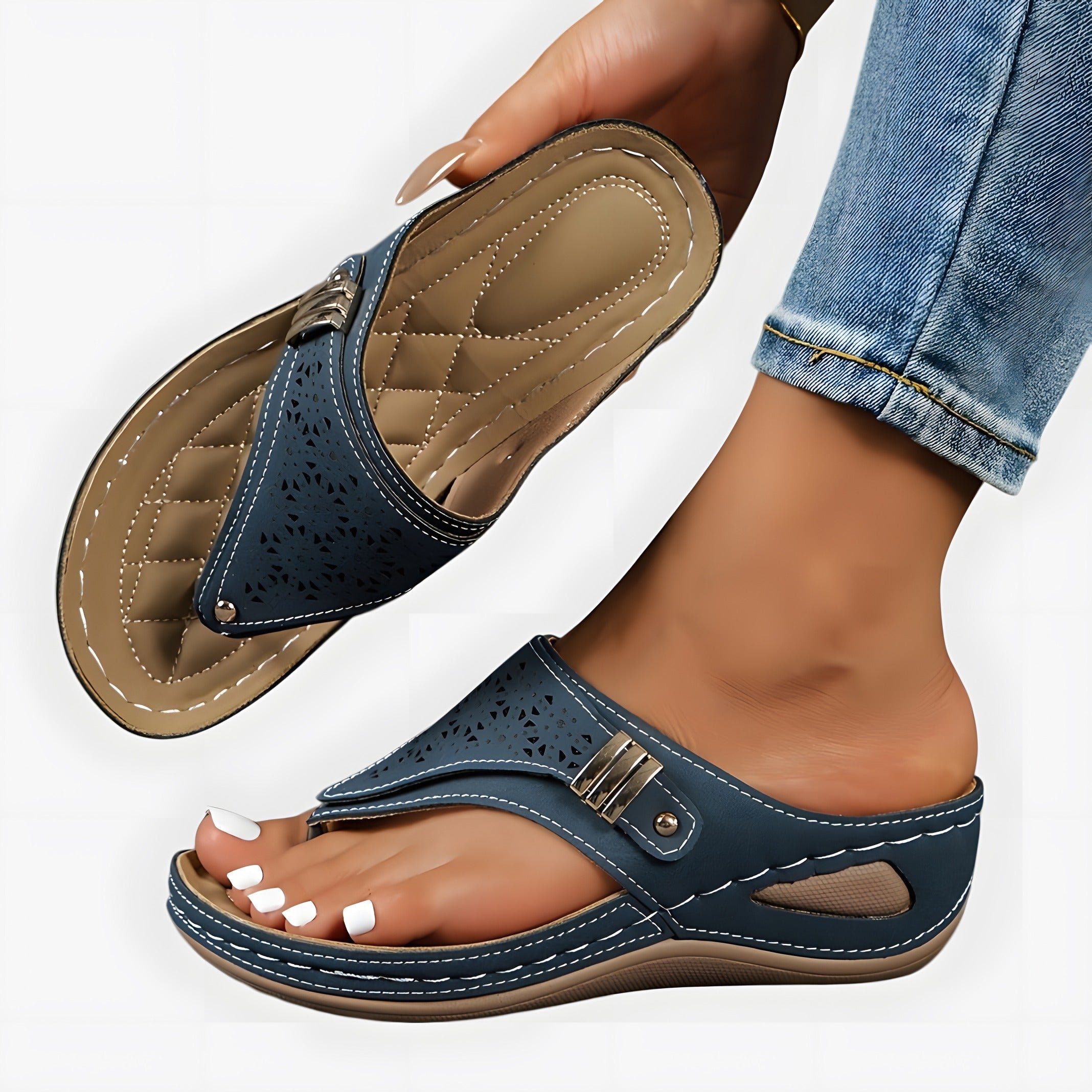 Annika | Women's Flip Flop Sandals Navy, photo studio
