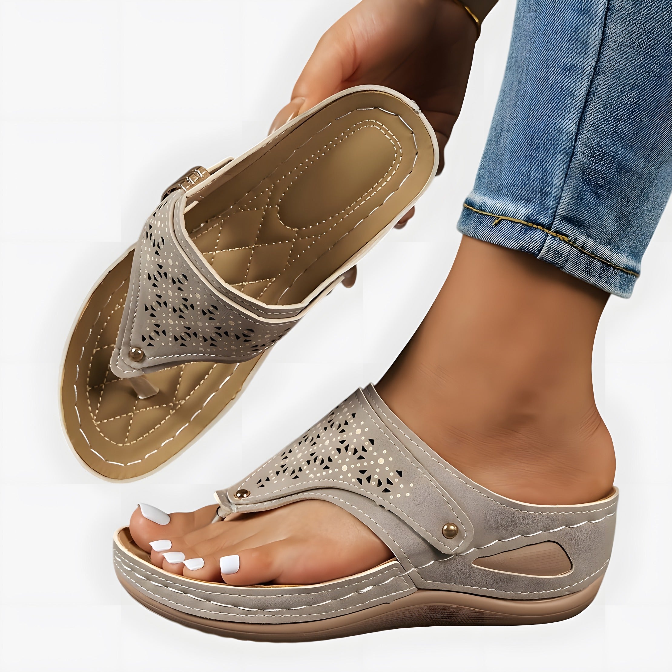 Annika | Women's Flip Flop Sandals Brown, photo studio