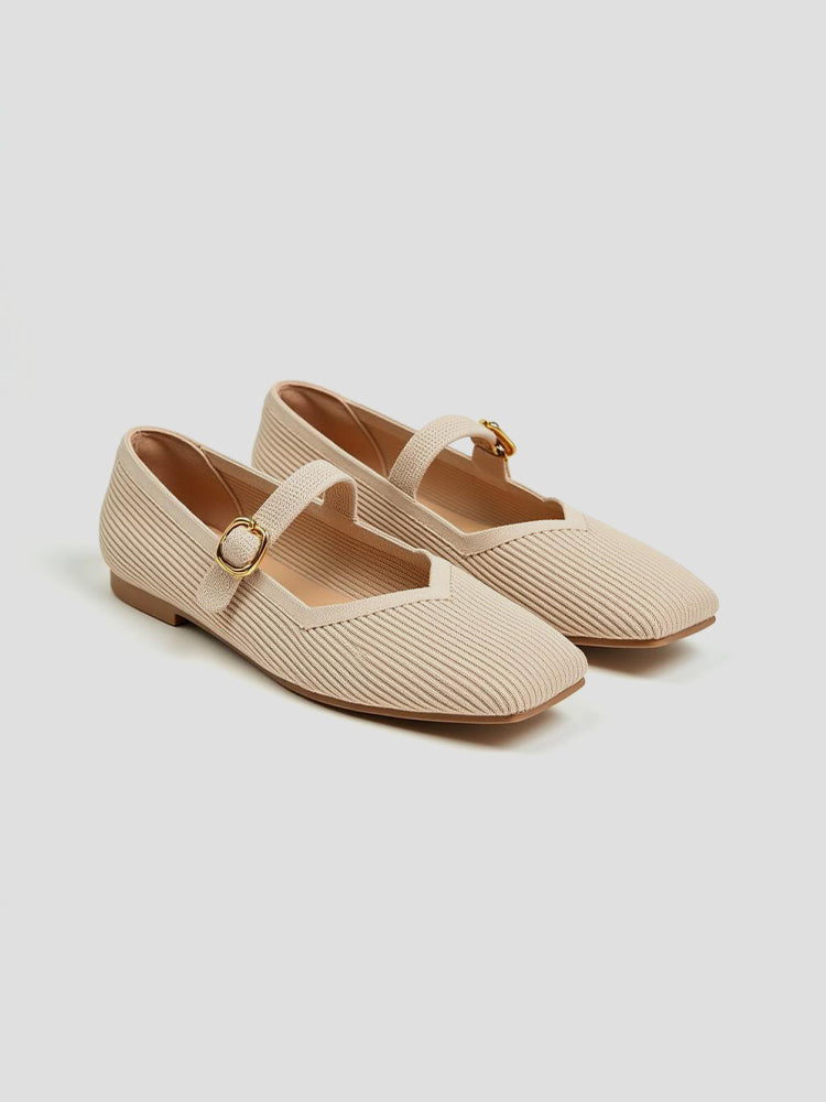 Fiona Mary-Jane Flats Beige, photo studio