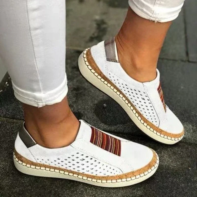 Yara Comfortable Walking Shoes White, photo studio