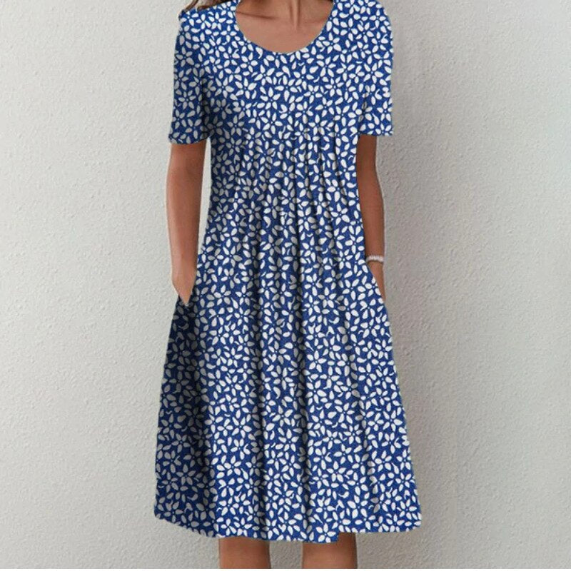 Martha | Layered Midi Dress Polka Dot Blue, photo studio