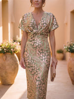 Georgina | Elegant Dress in Light Flowy Fabric