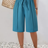 Nevaeh | Knee-Length Shorts with a Drawstring Waist