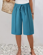 Nevaeh | Knee-Length Shorts with a Drawstring Waist