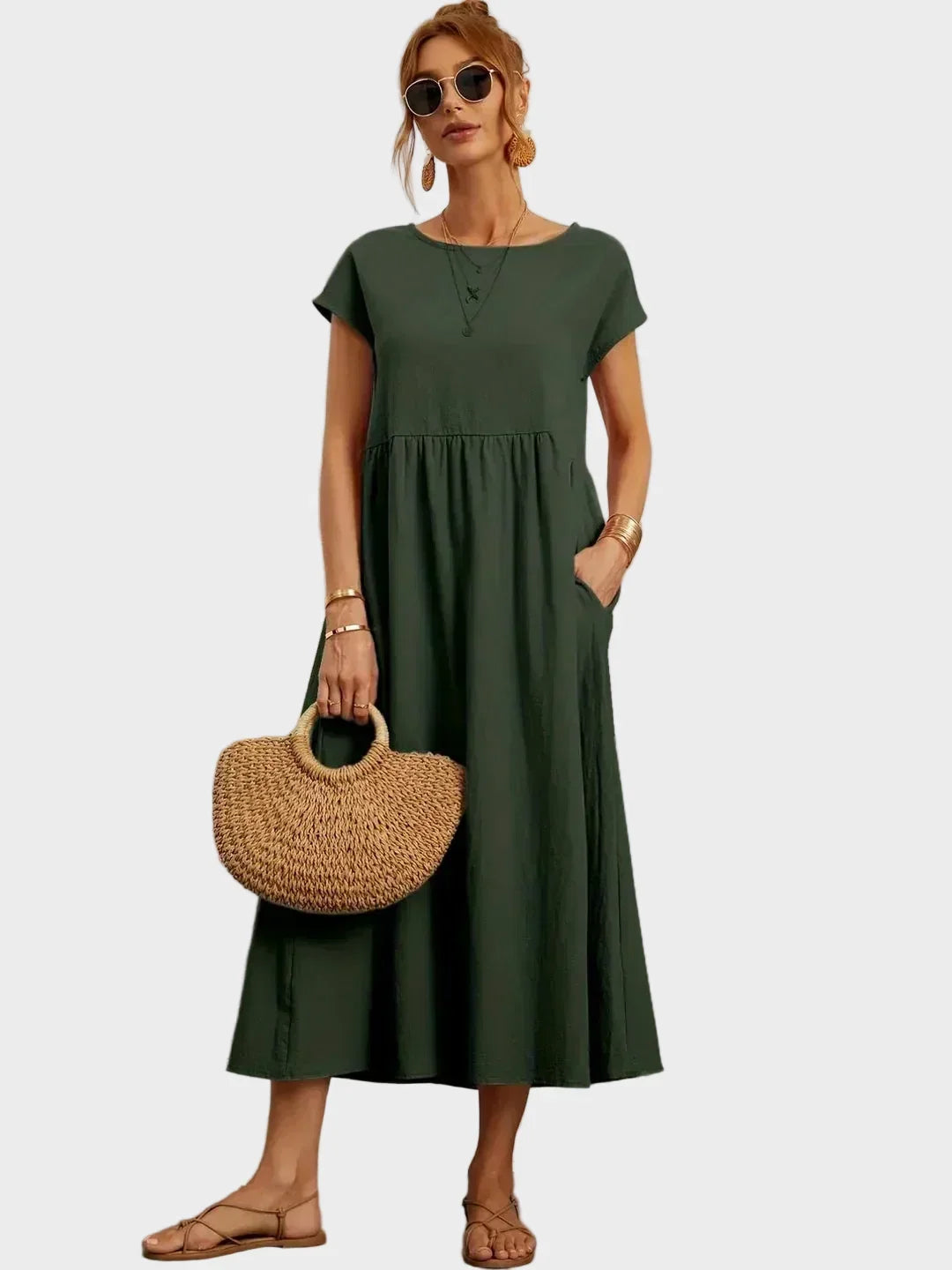 Gabrielle | Timeless Elegant Midi Dress Army Green, photo studio