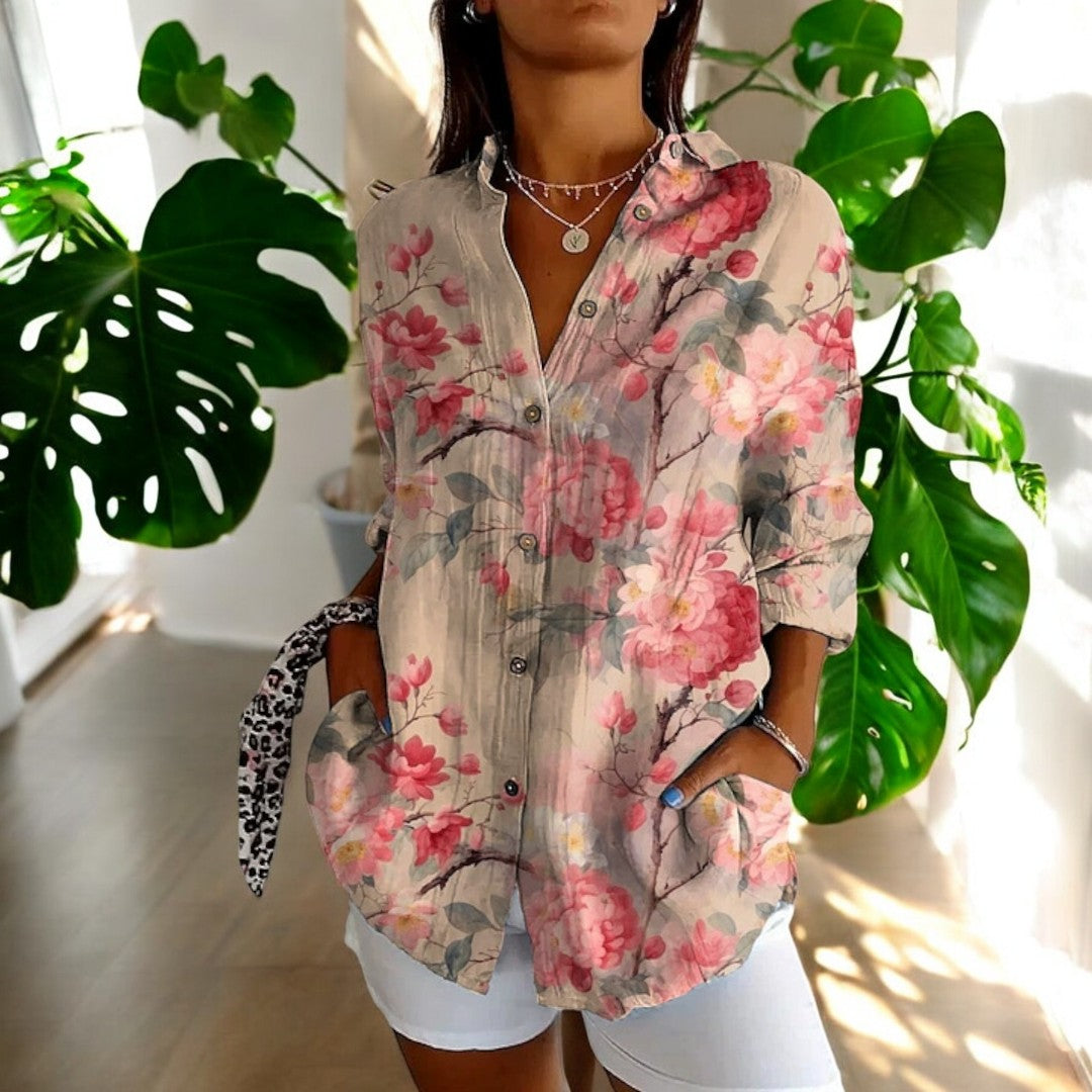 Eunice | On-Trend Printed Blouse Floral, studio photo