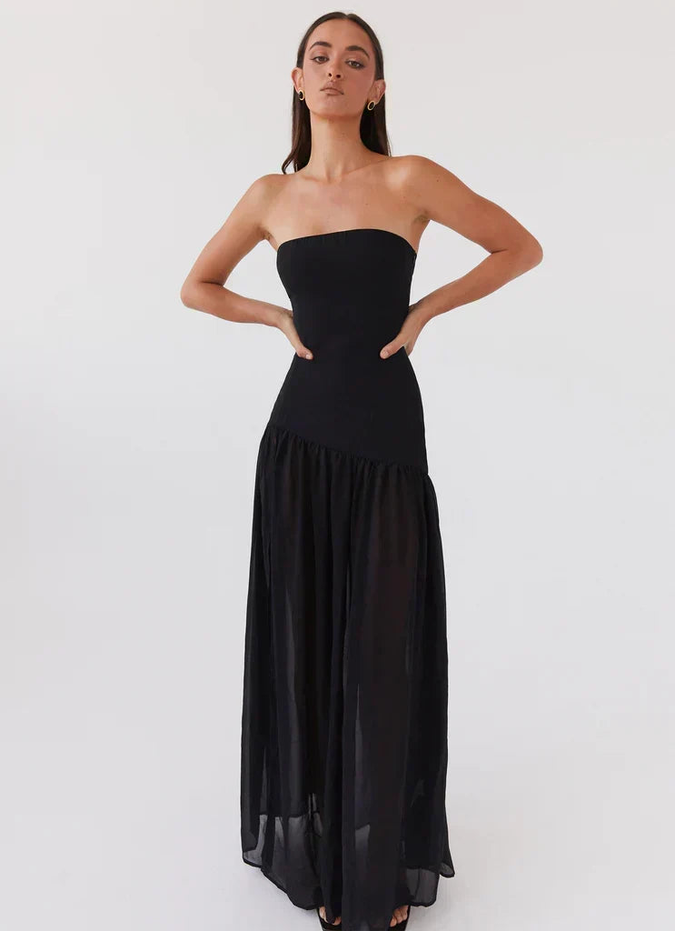 Alexandra | Exclusive Maxi Dress Black, photo studio