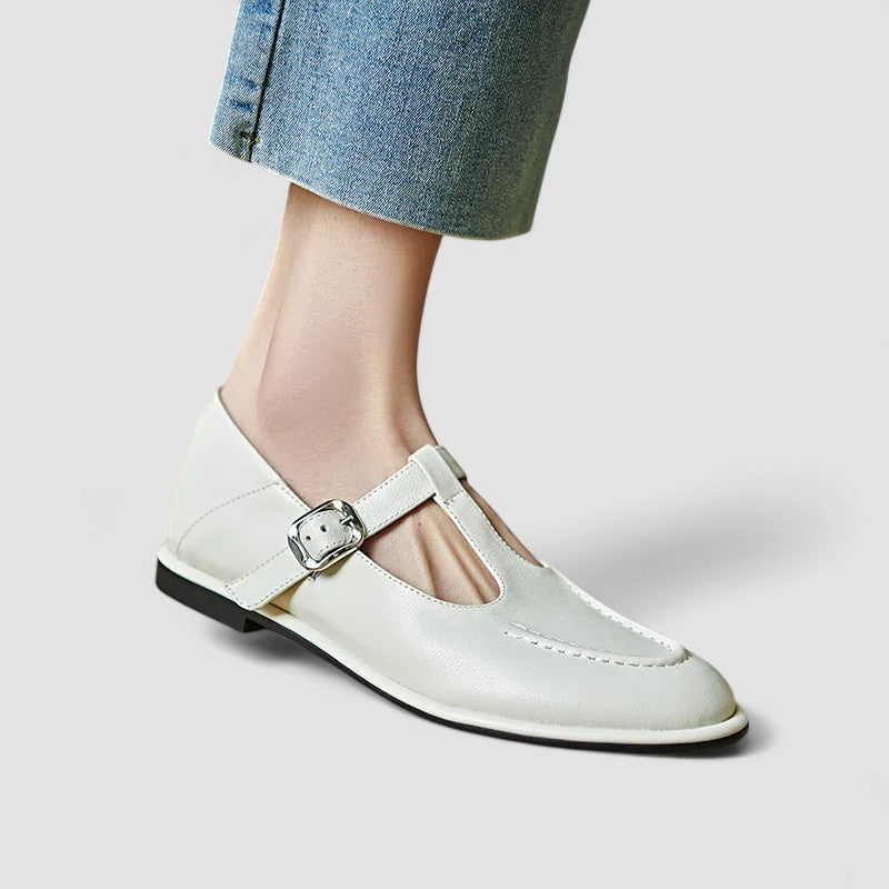 Low-Heel Orthopaedic Mary Jane Shoes Beige, studio photo
