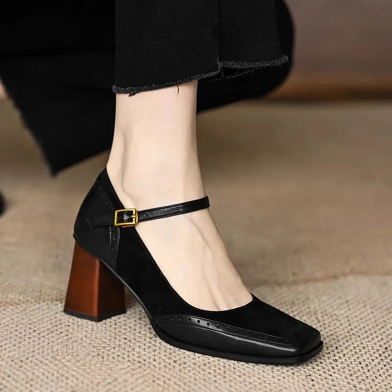 Block-Heel Mary Jane Pumps Black, studio photo