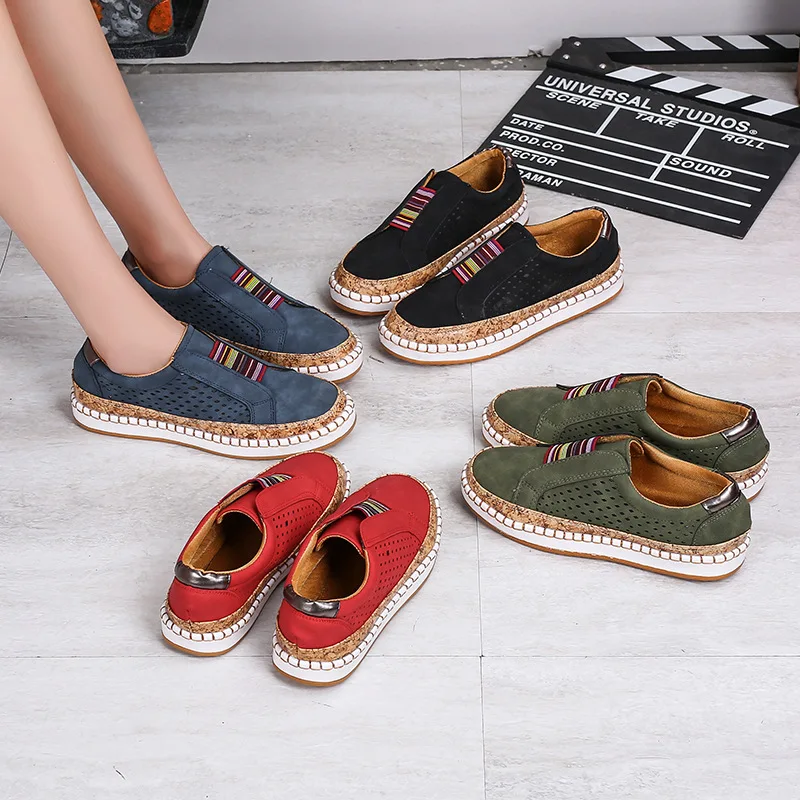 Yara Comfortable Walking Shoes Black, photo studio