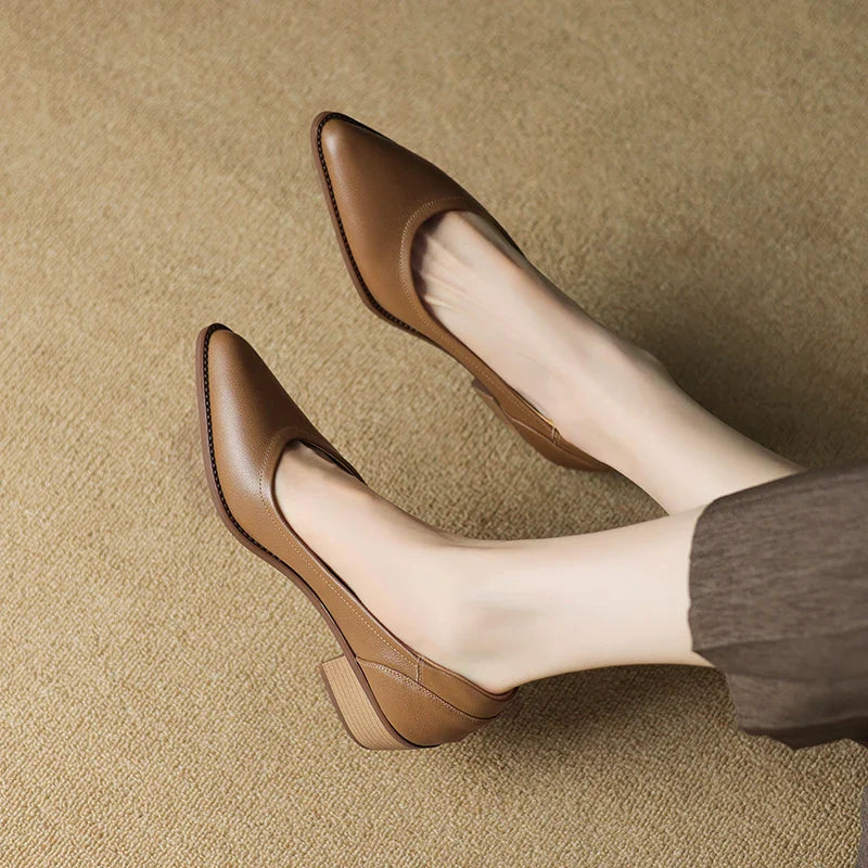 Low-Heel Leather Ballet Flats Brown, studio photo