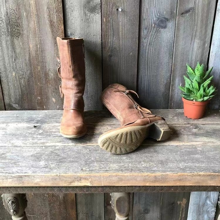Giana Cowgirl Boots Brown, photo studio