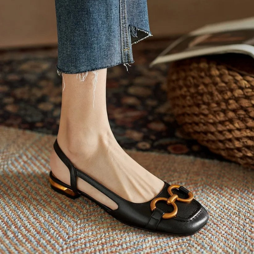 Brenna | Orthopedic Leather Buckle Sandals Black, photo studio