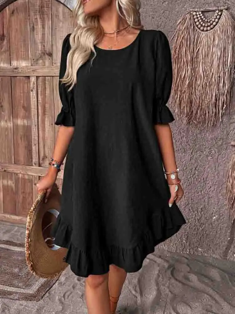 Iona | On-Trend Short Dress Black, studio photo