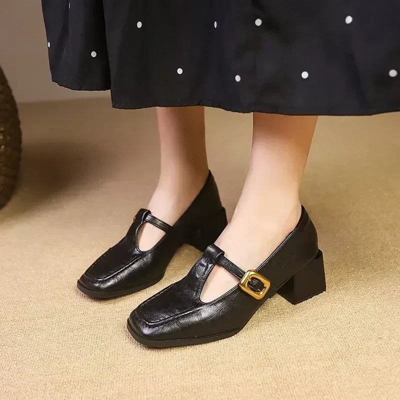 Block-Heel Leather Mary Janes Black, studio photo