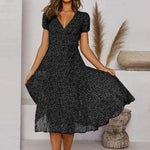 Averil | On-Trend Casual V-Neck Dress